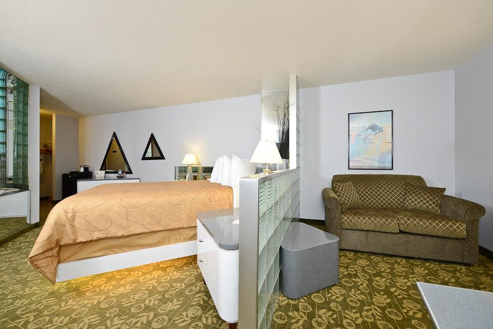 Quality Inn & Suites רד ווינג מראה חיצוני תמונה